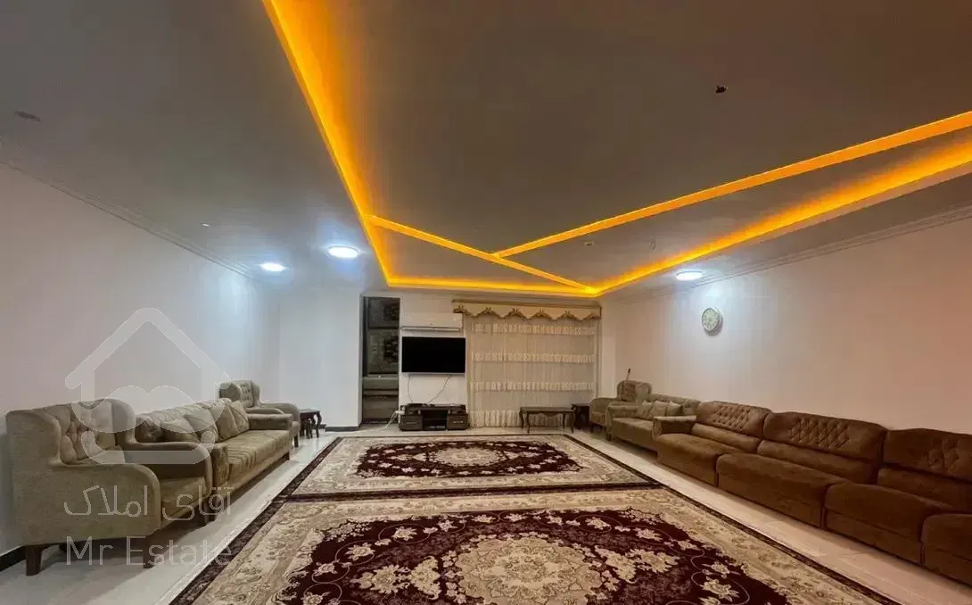 فروش آپارتمان ۱۴۵متری-۳ خواب تجهیز و شیک در خ بابل