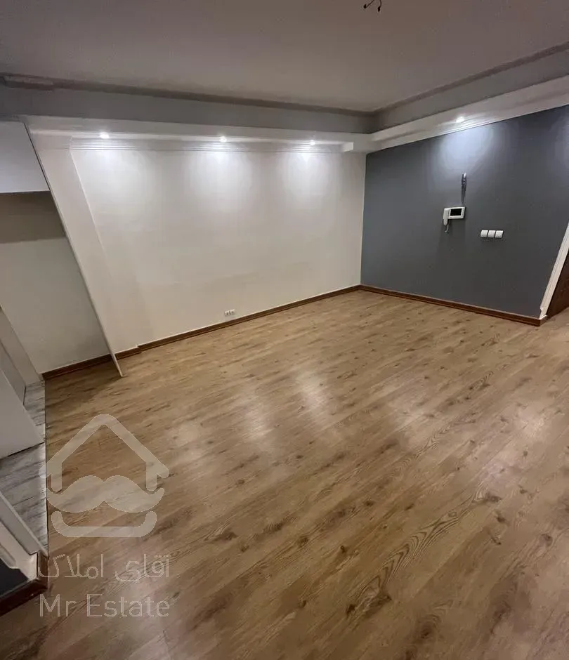 ۷۴ متر ۲ خواب میدان ۱۸