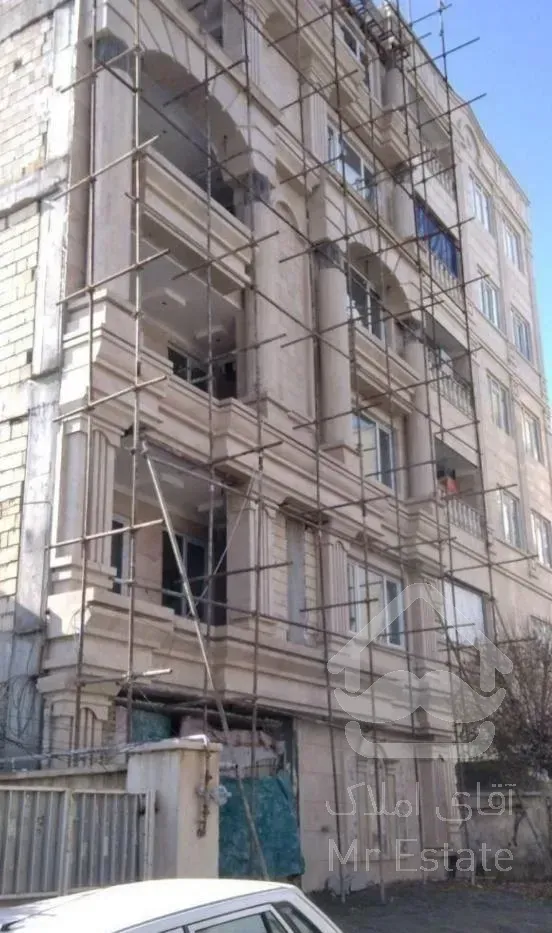 آپارتمان ۱۶۰متر کلید نخورده استاد برزگر (راهنمایی)