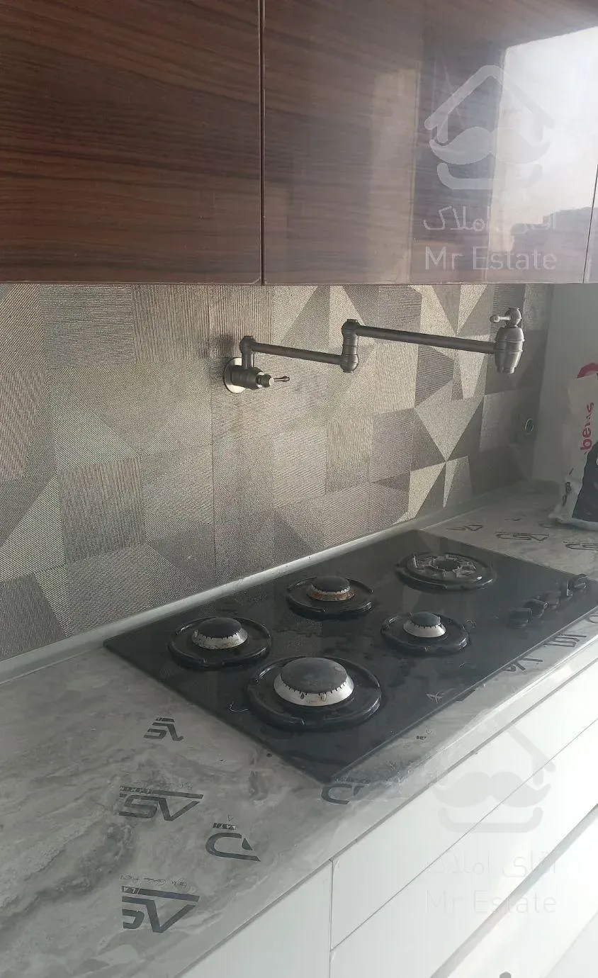 خدمات ساختمانی  کاشی‌کاری سنگ و سرامیک تعمیرات