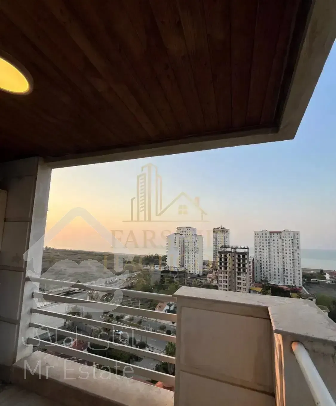 ۸۵ متری برج مجلل فرشته پالاس با دید به دریا