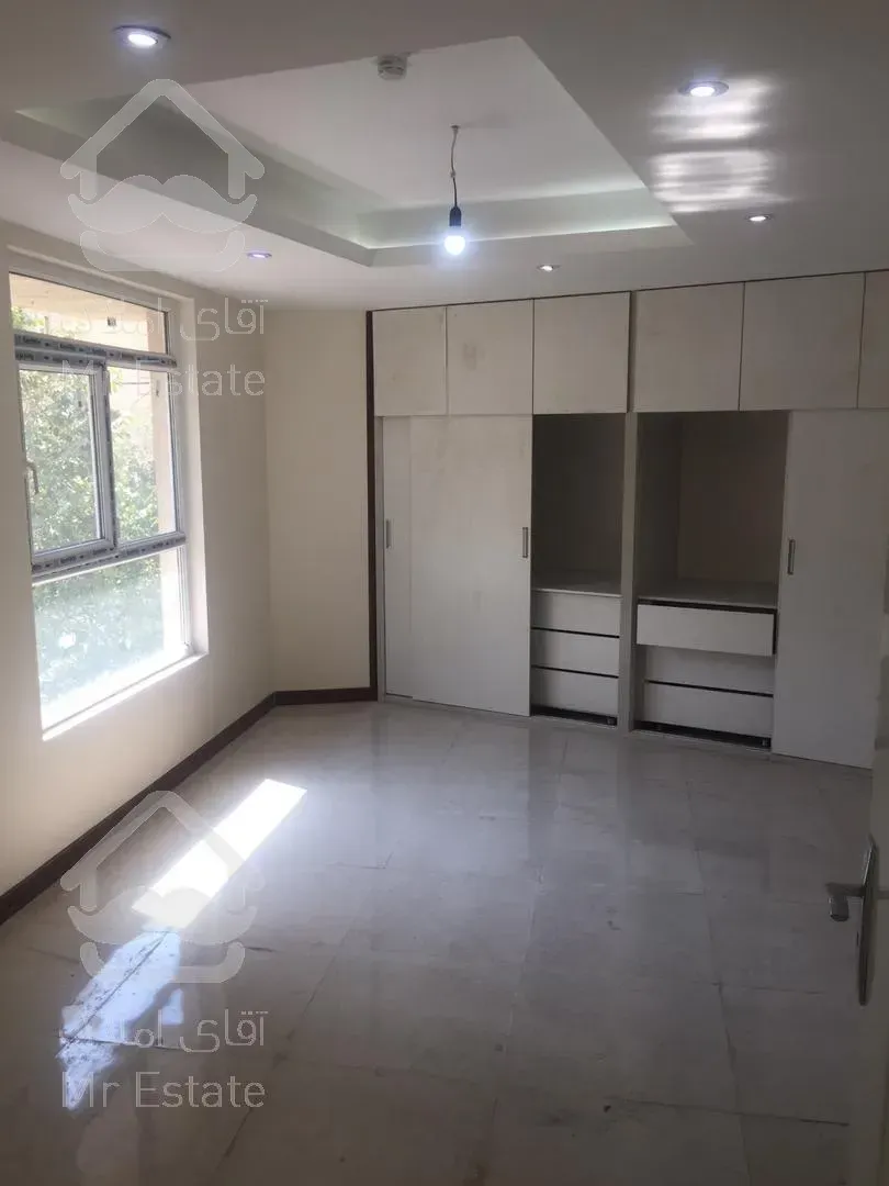 ۱۰۰متر تکواحدی