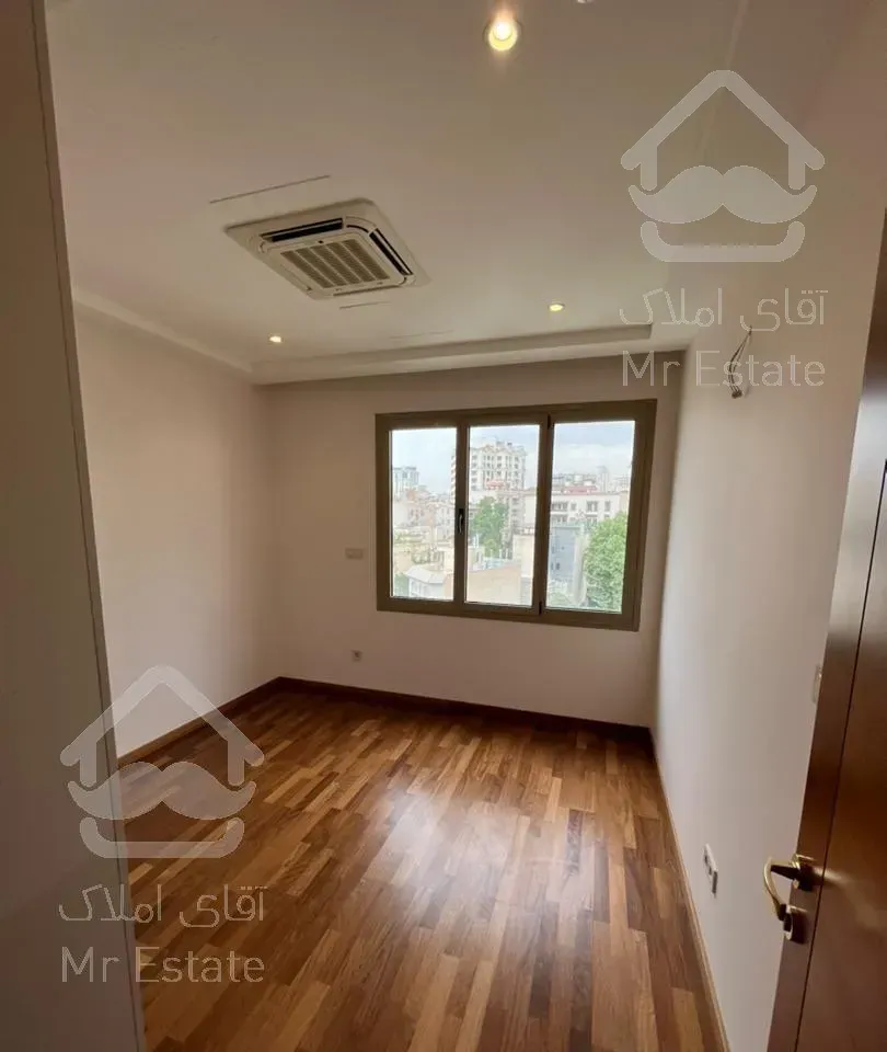 باغ فردوس ۱۴۵متر۳خواب۱مستر۲پارکینگ سندی کلیدنخورده