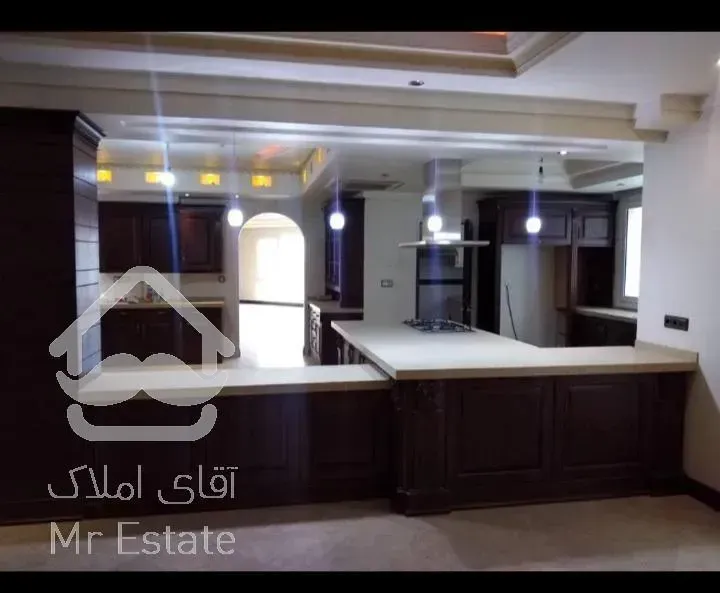 رهن کامل آپارتمان ۴۱۰ متری در فرمانیه