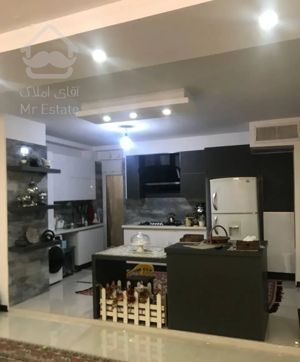 آپارتمان۹۸ متری پردیس فاز۸