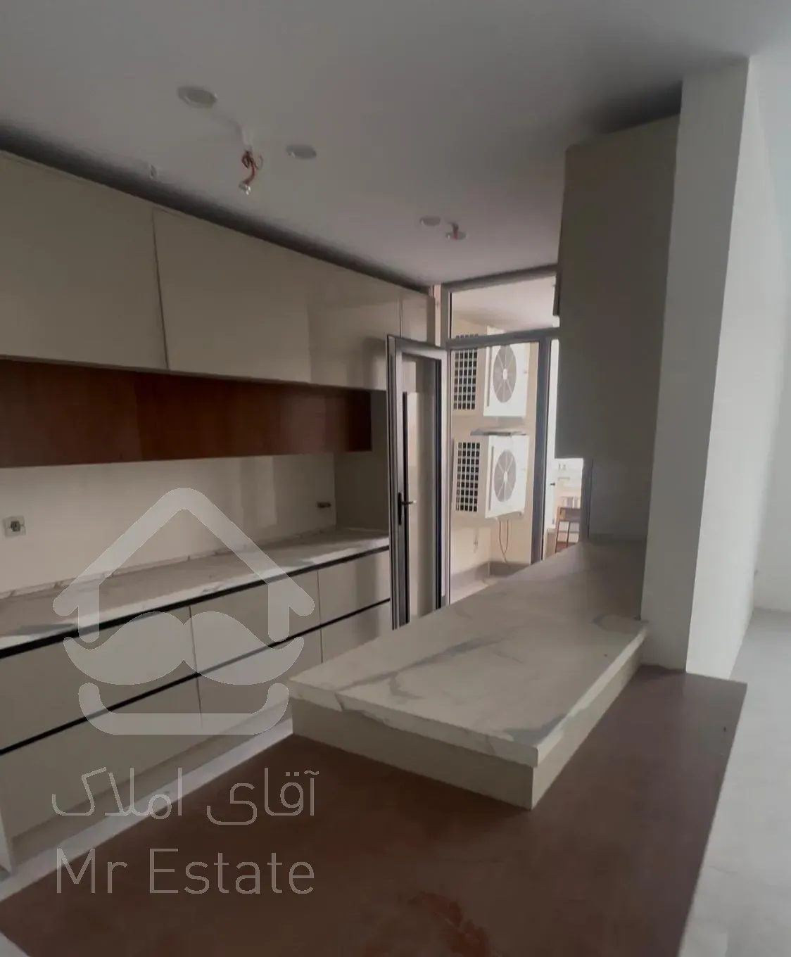 فروش آپارتمان ۱۳۷ متری ۳ خوابه در تهران‌سر