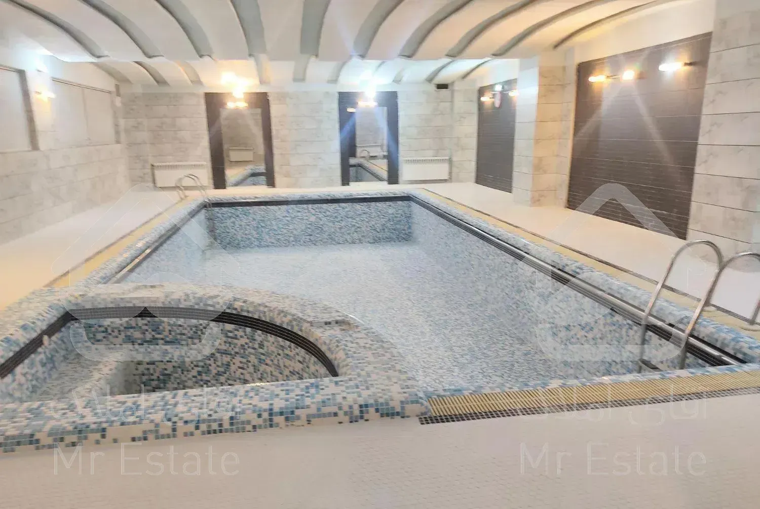 163متر/4ساله/2پارکینگ/فول  شیخ بهایی شمالی