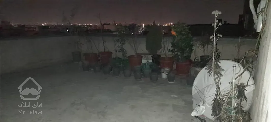 90 متر با تراس 82 متری-تا 14 روز آینده