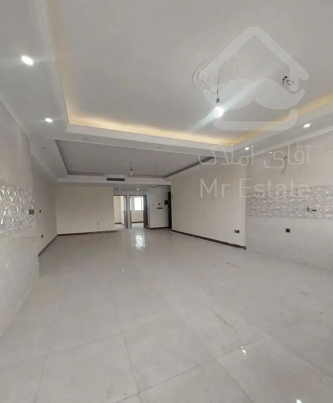 انقلاب/110 متر/فول/کلید نخورده