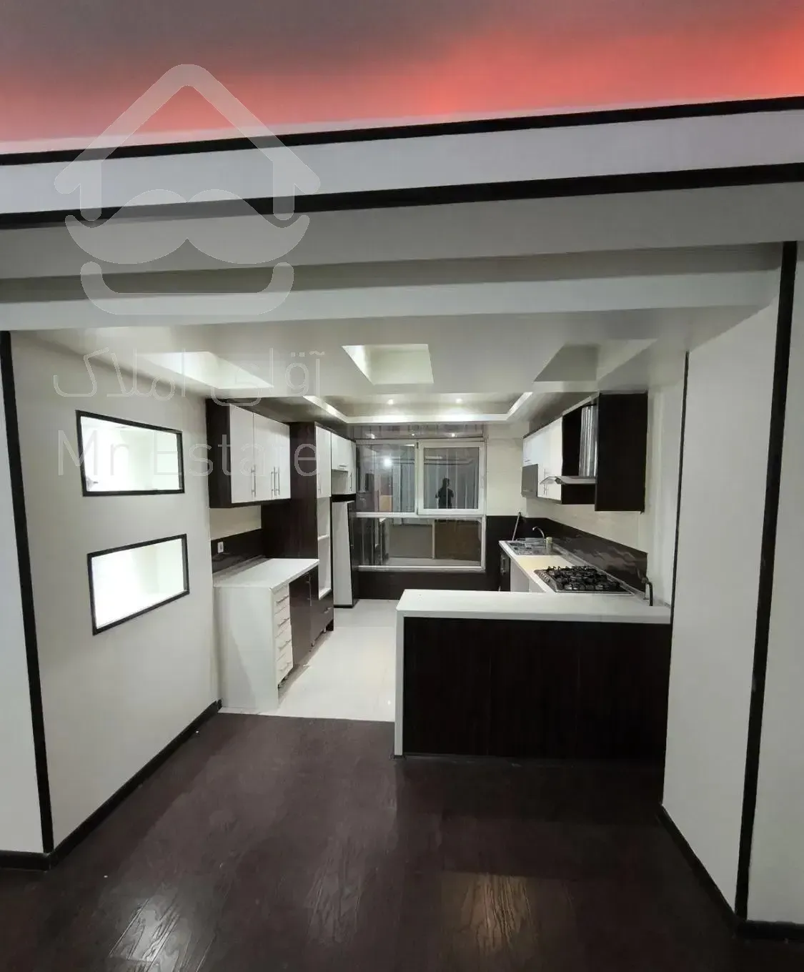 ۱۰۰متر فول امکانات سالن بزرگ