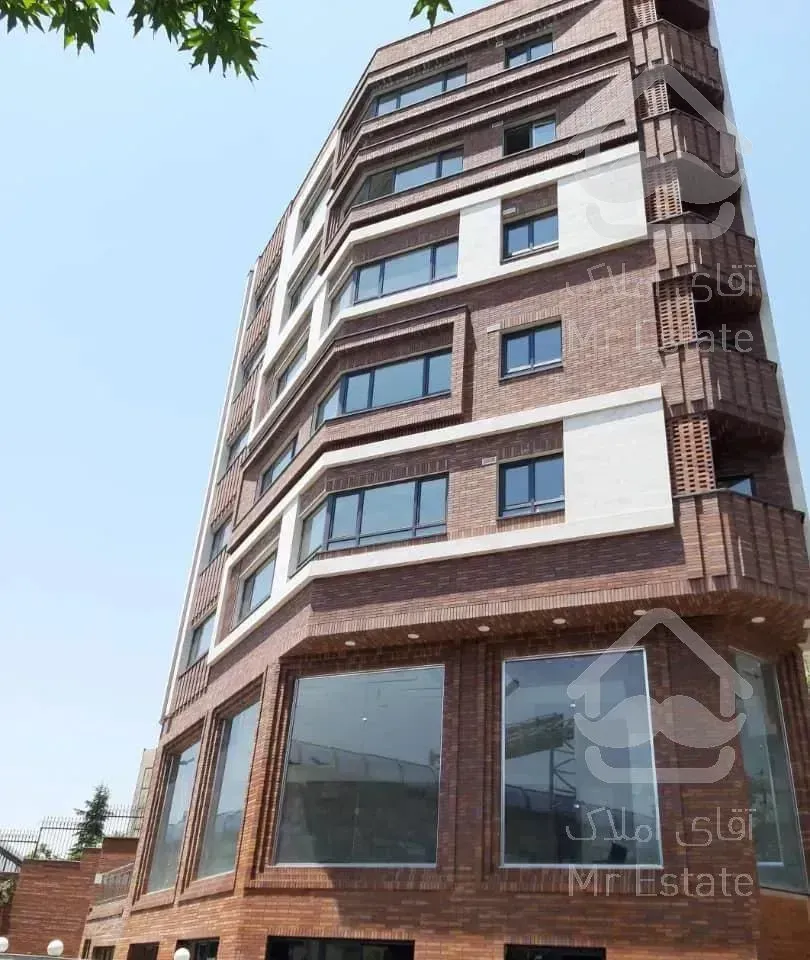 185 متر مغازه/دو طبقه/سه نبش/250 متر پارکینگ