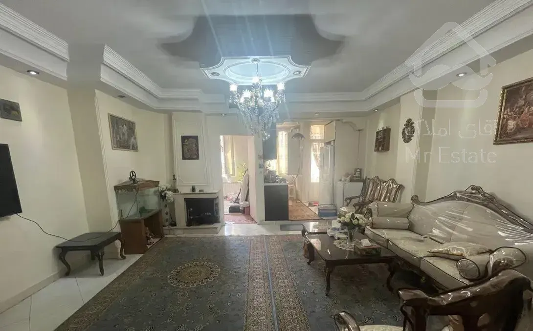 ۵۷ متر فول امکانات چسبیده به بلوار پروین