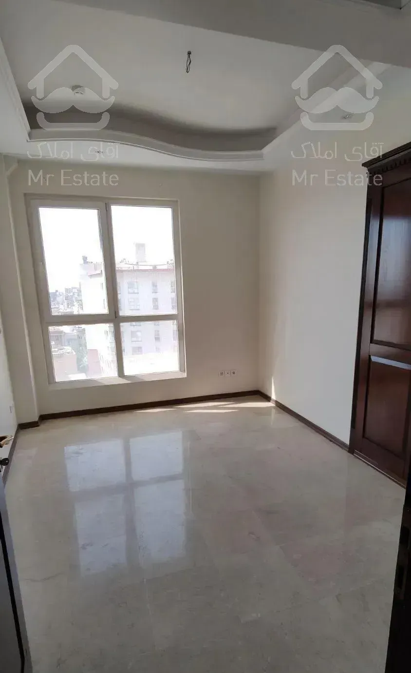 ۲۲۰ متر۳ خواب/۳پارکینگ/۲ تراس/بین جماران و جمشیدیه