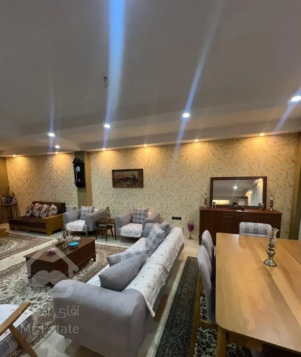 آپارتمان ۱۱۶ متری ۲خواب شیخ‌زاهد طبقه سوم