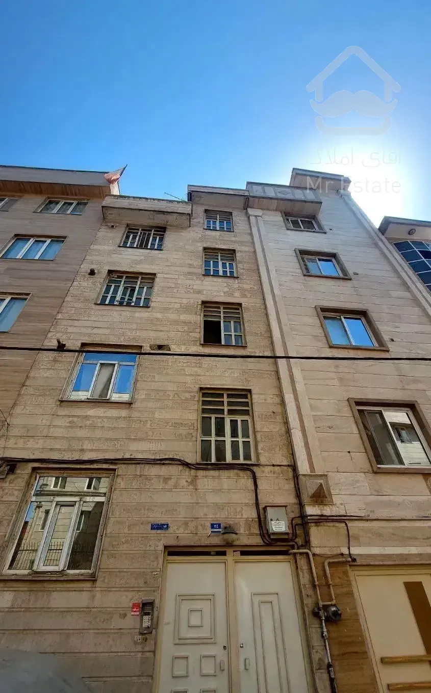 نظام آباد مسکونی ۶۴ متر ۱ خواب فروشنده واقعی