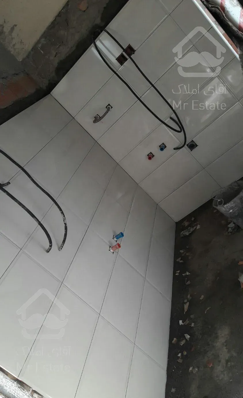 کاشیکار دوغابی چسبی بین کابینتی