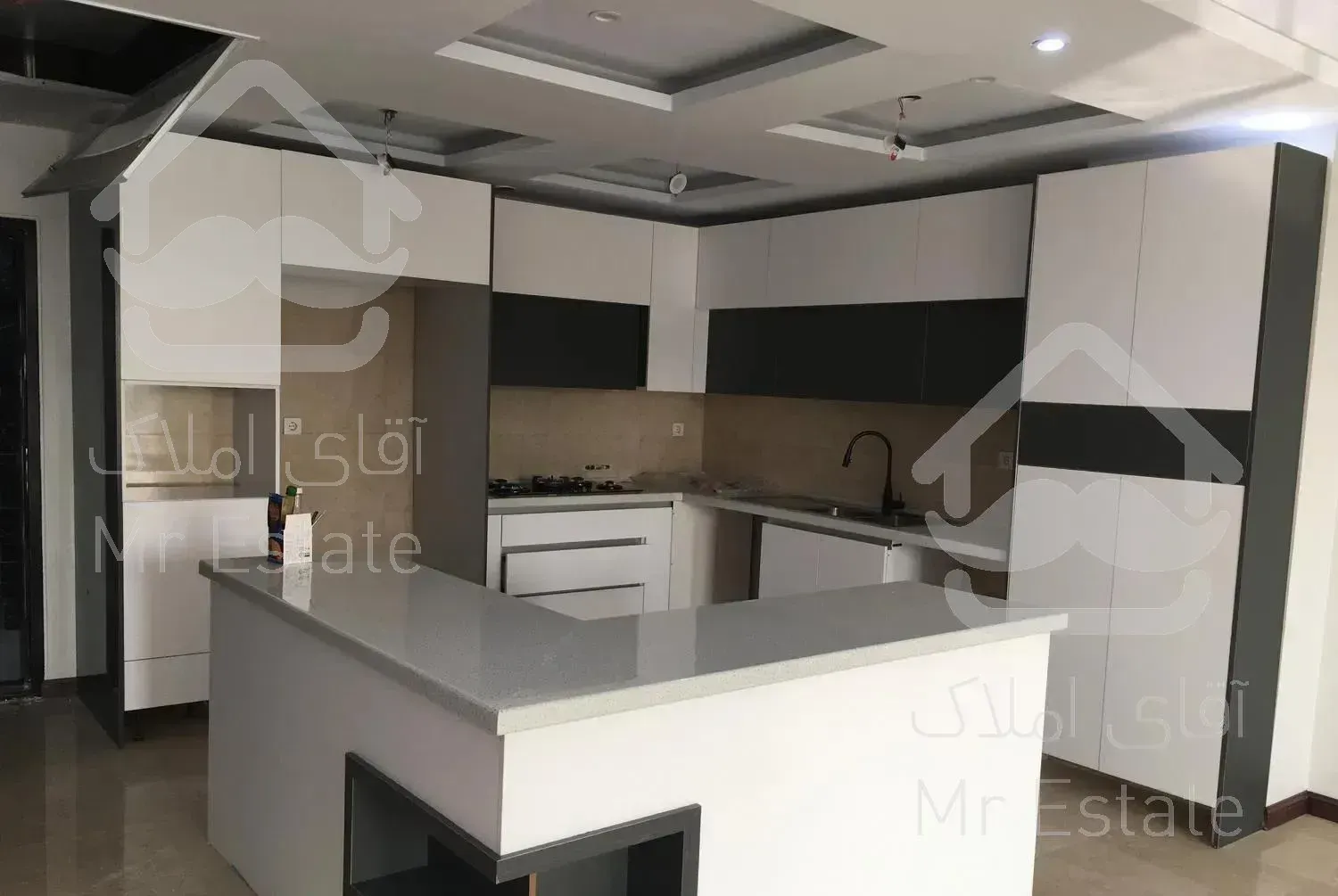 آپارتمان ۱۰۵ متری نوساز کلید نخورده