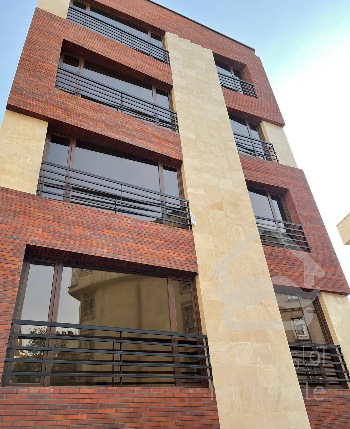 فرمانیه ۱۷۸ متر خوش نقشه ۲ پارکینگ