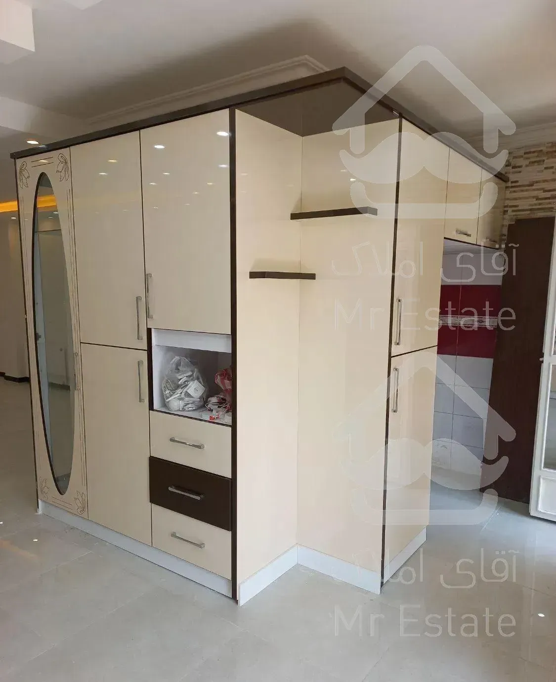 ۱۰۷ متر دو خوابه بر آلاله شرقی