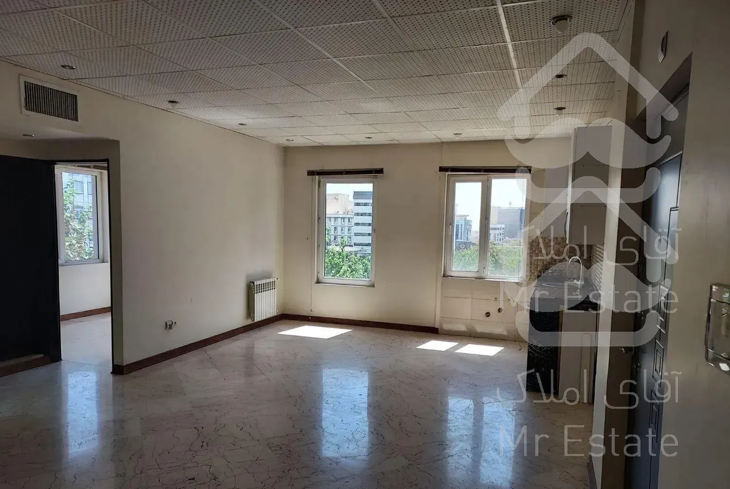 64متر موقعیت اداری تابلوخور برستارخان