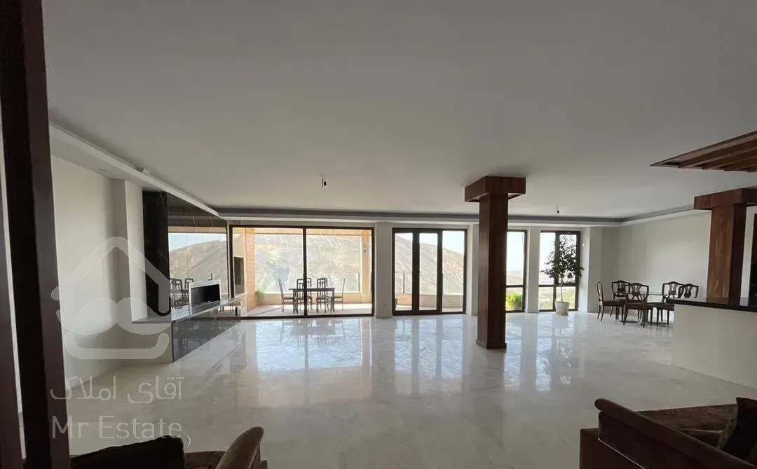 آپارتمان ۲۲۰ متر با تراس بزرگ قابل چیدمان ویو ابدی