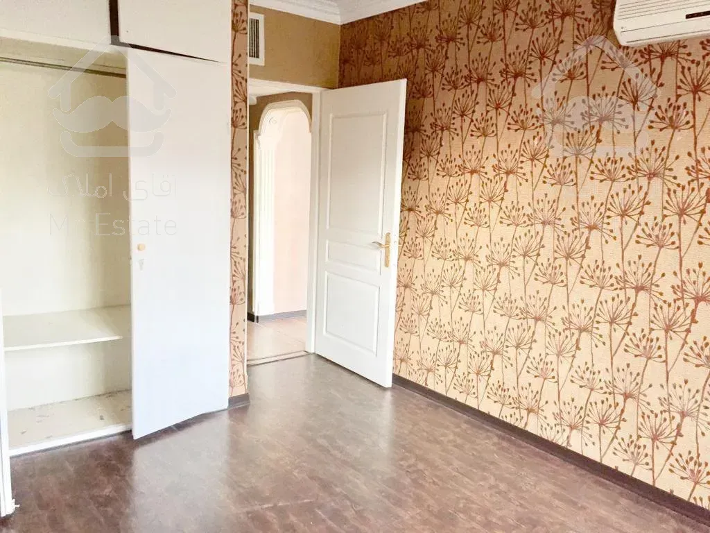 اجاره120متر با نور عالی . بازسازی شده. زعفرانیه