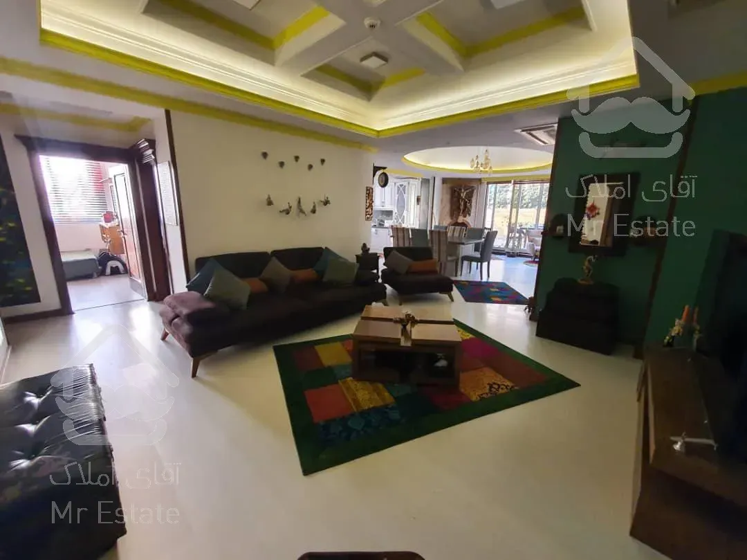 رهن و اجاره آپارتمان ۲۰۰ متری ۳ خوابه در نیاوران