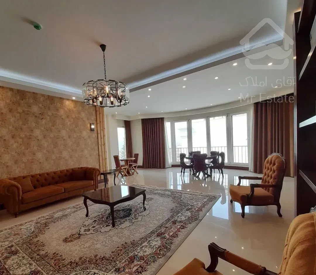 ۳۲۰ متر پنت هاوس تاپ لوکیشن آجودانیه