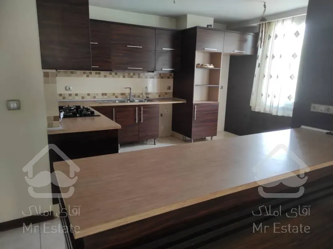 اجاره و رهن آپارتمان محمودیه 170  متر لوکس