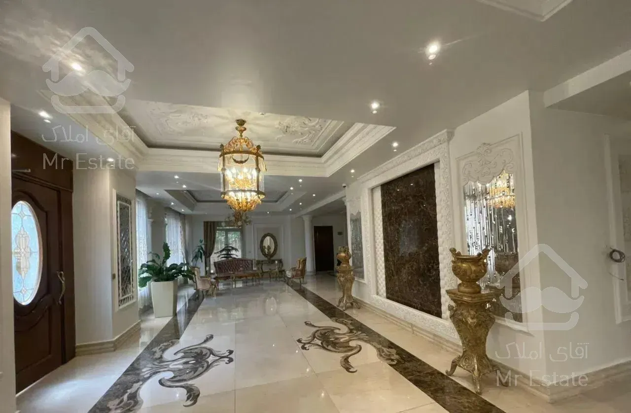 ۲۵۰ متر باغ فردوس نوساز  طبقات بالا