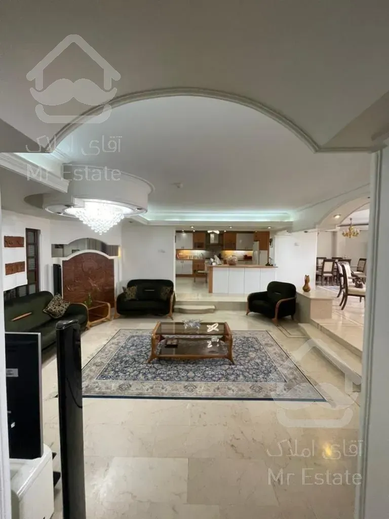 آپارتمان 270 متری 4 خواب طبقه 5