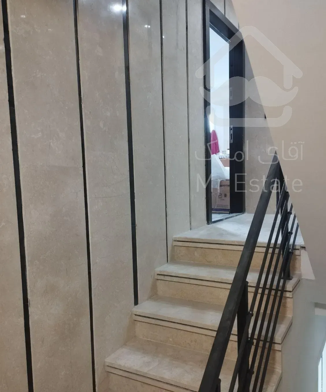 105 سه خوابه تک واحدی میرزای شیرازی