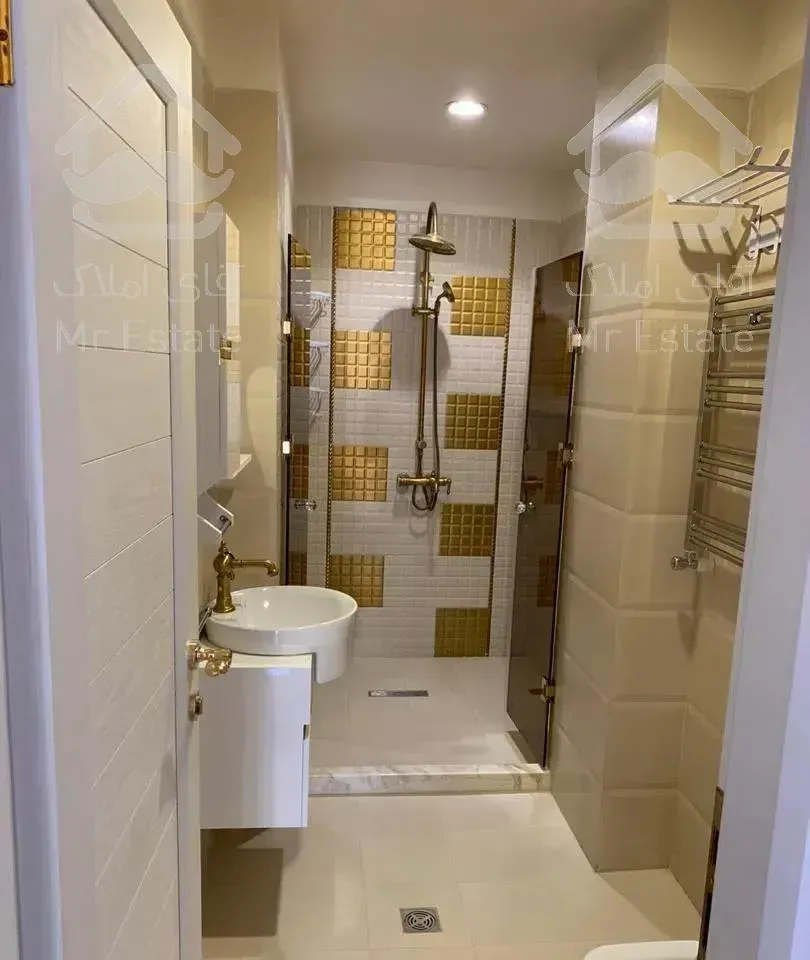 220متر *میدان گلستان