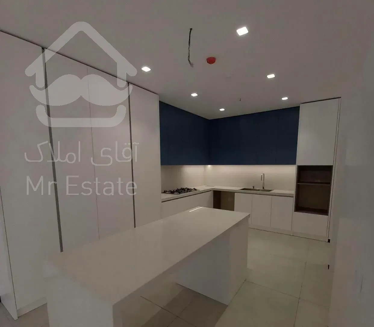 پاسداران/225متر3خ/فوق مدرن/کلید نخورده /نوساز