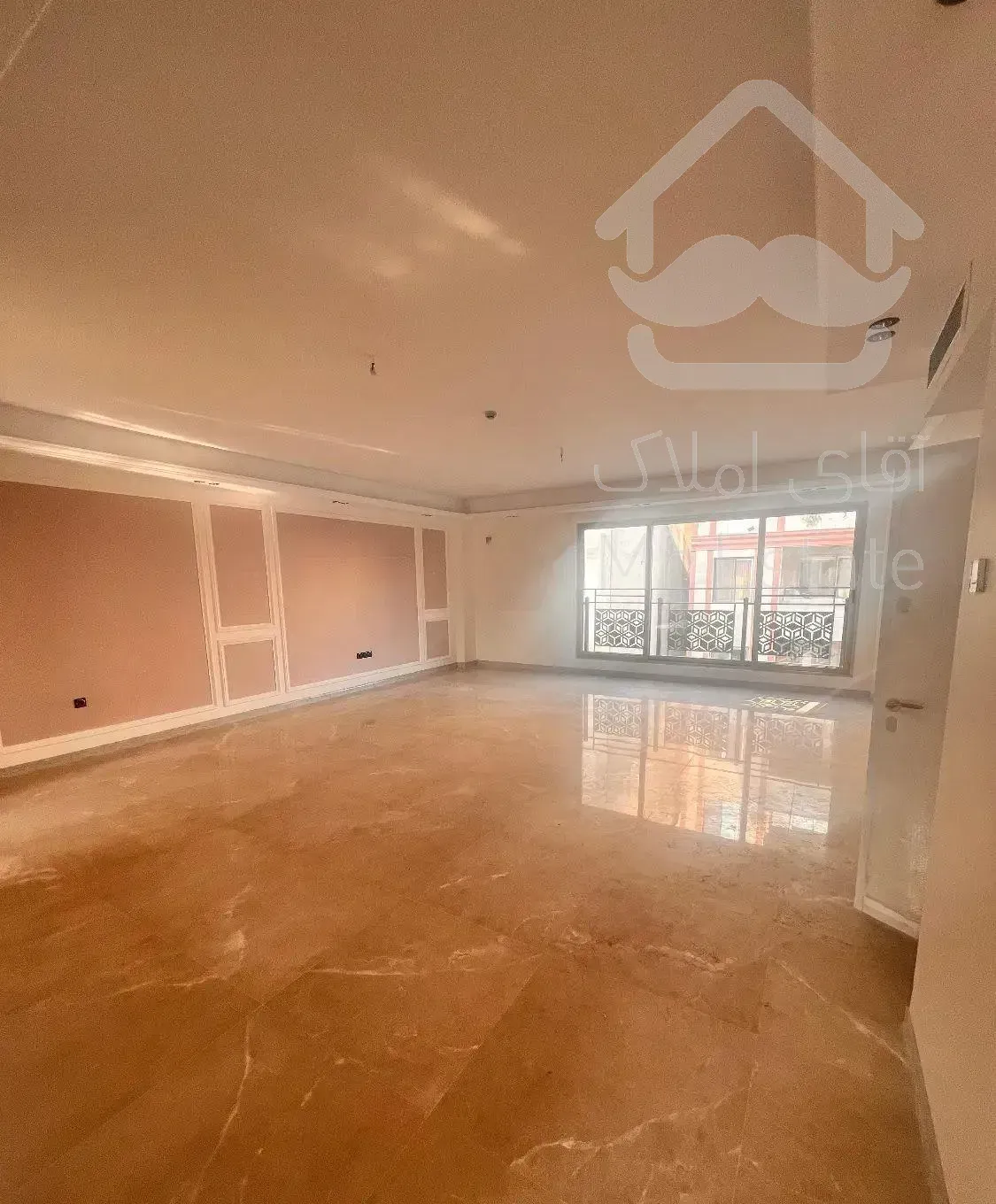 ۱۱۷ متر نوساز تک‌واحدی فول