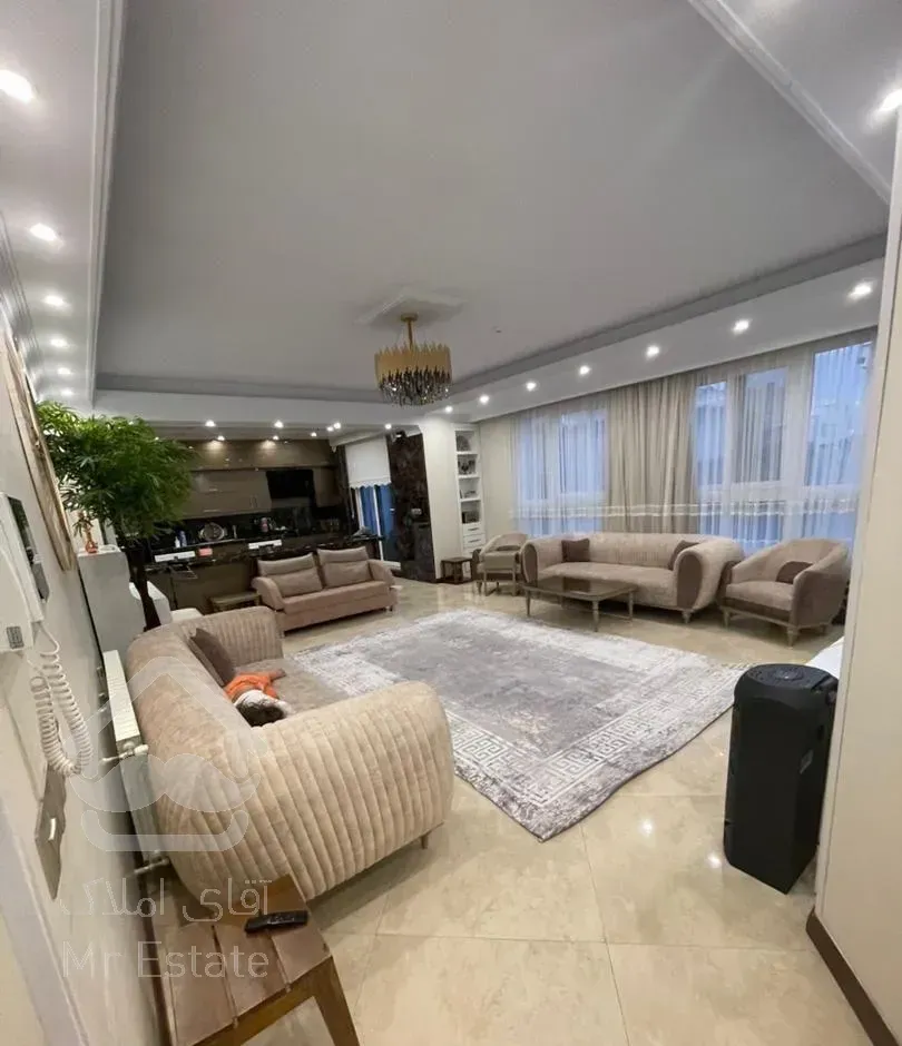 ۱۱۰ متر ۲ خواب ۳ ساله