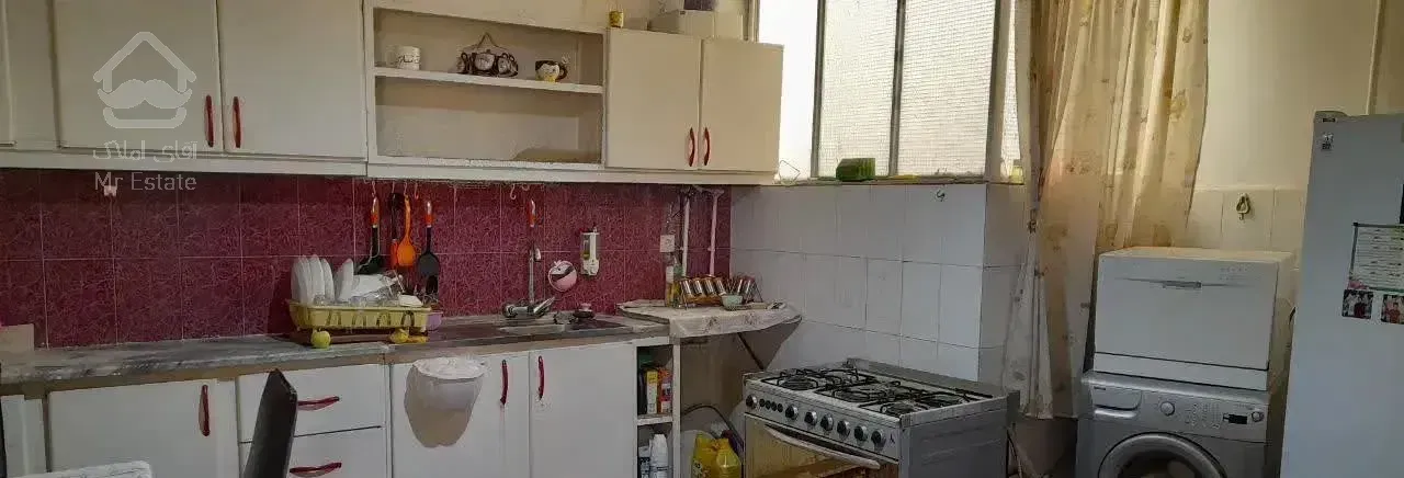 اجاره آپارتمان ۱۳۰ متری ۳ خوابه طبقه اول