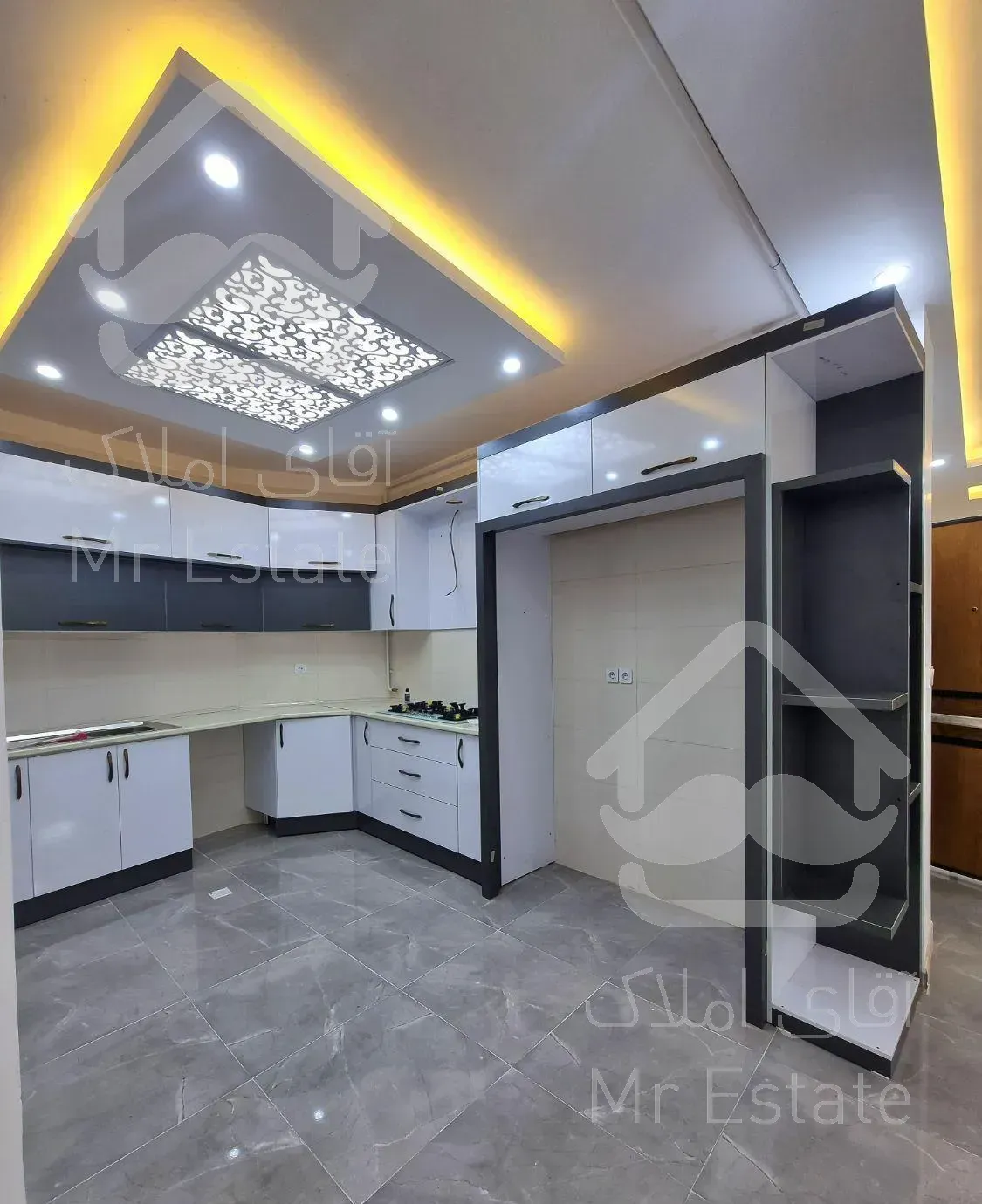 واحد مجزای ۱۱۴ متری سه خواب نوساز فول .آخر گمرکات