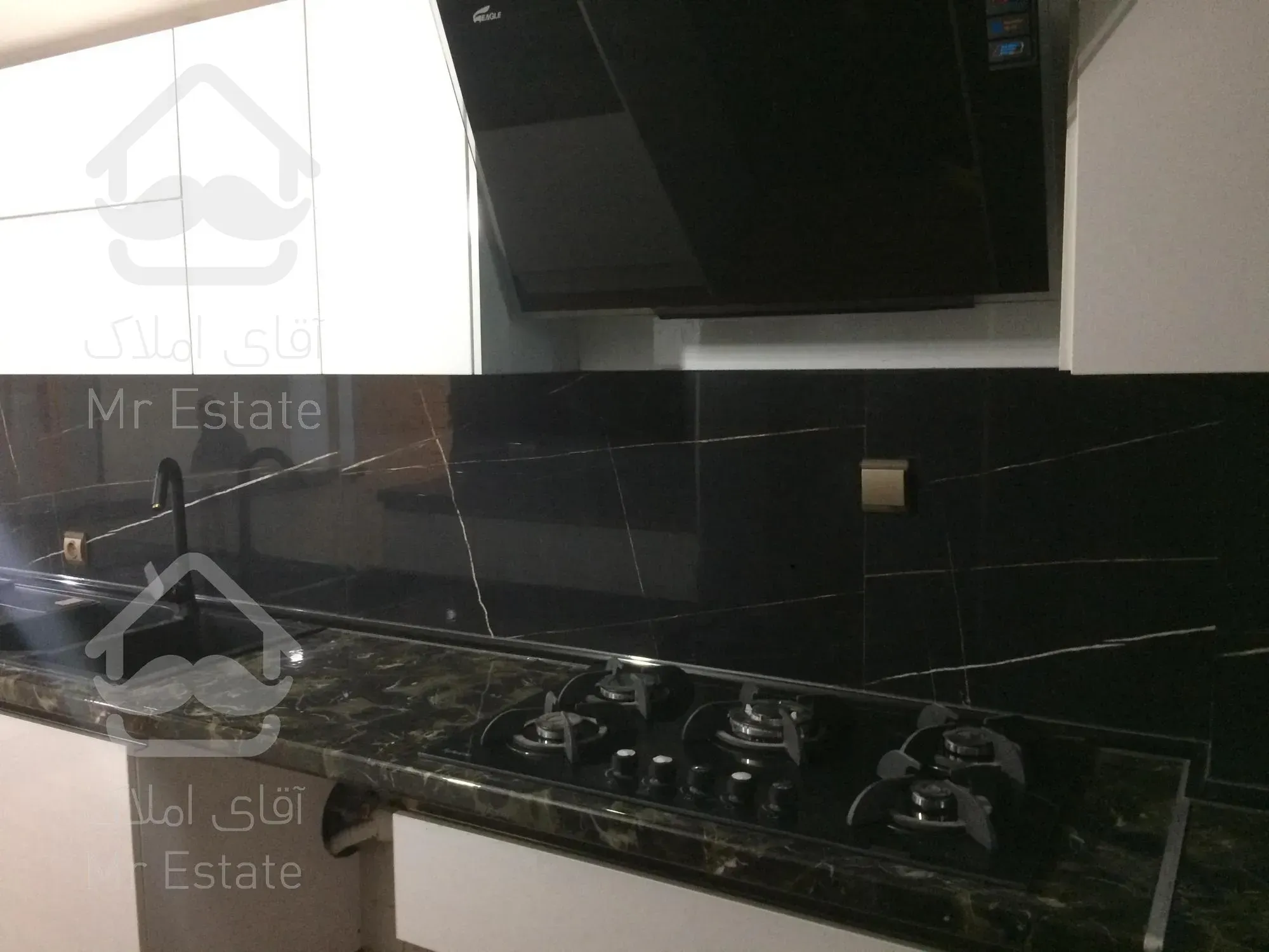 ۱۰۰متر تک واحدی صادقیه فردوس شرق زیر قیمت