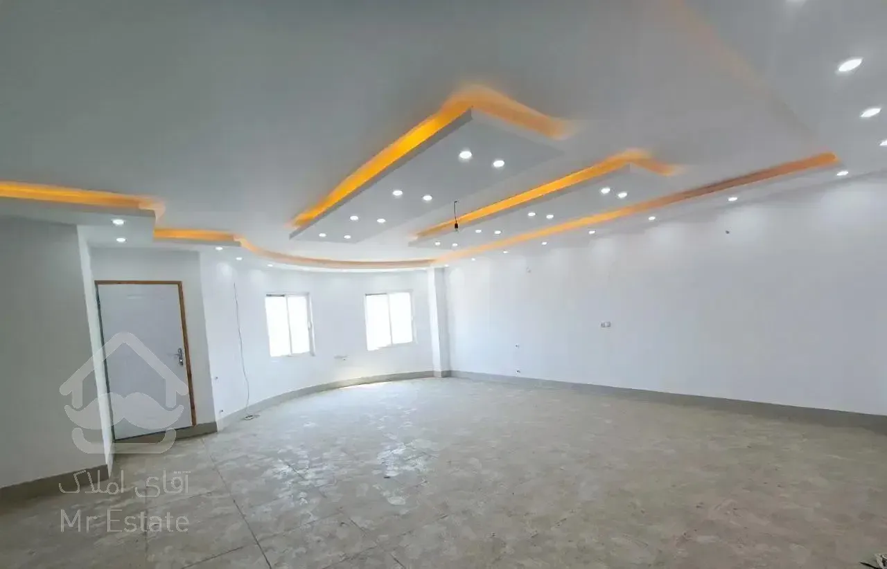 آپارتمان ۱۴۰متری تک واحدی سنددار خیابان معلم