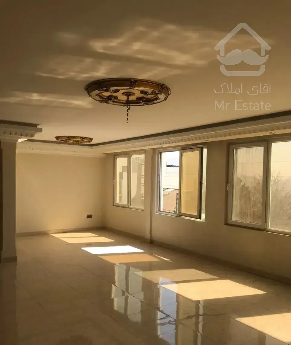 آپارتمان ۱۵۵ متر با ویو و نورگیر شهر لواسان