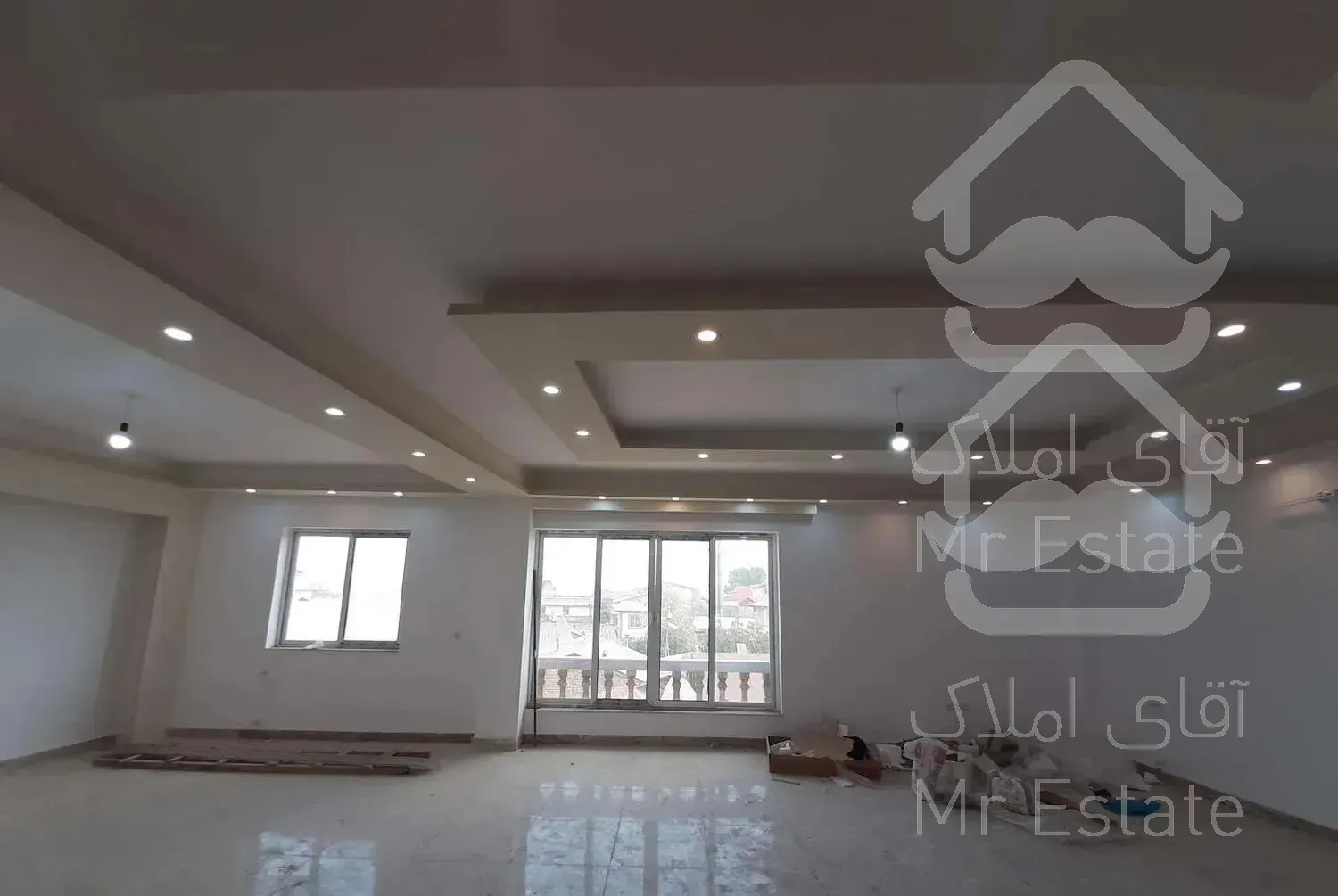 آپارتمان 142 مترراه جدا