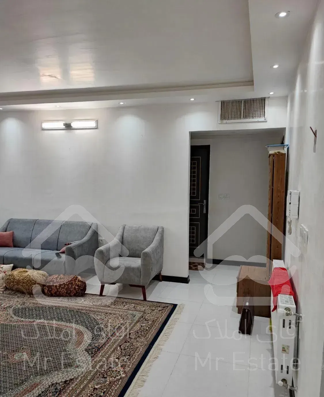 آپارتمان طبقه اول ۸۱متری(فاز۱)شهرک سیمرغ