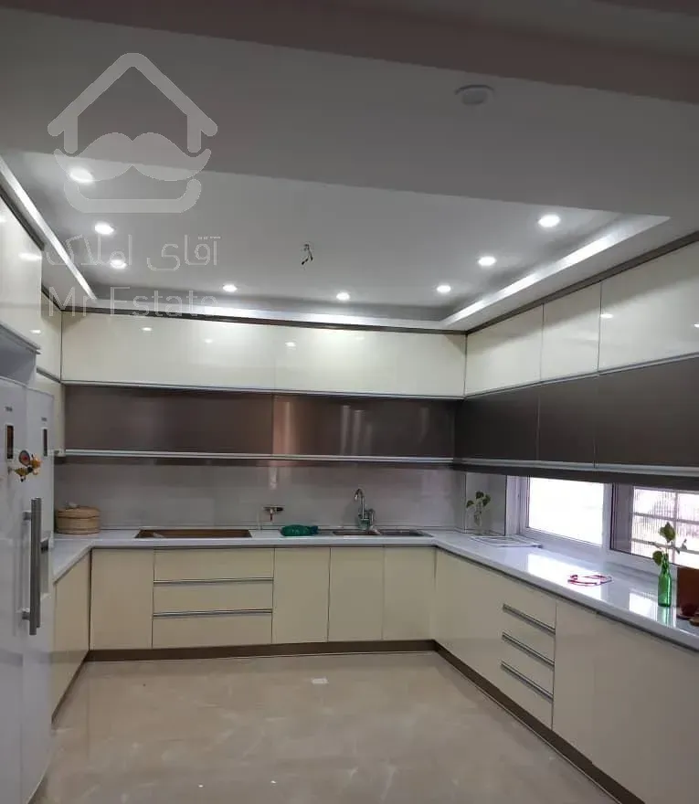 نوشهر تازه آباد فروش ویلا 288 متری سه خوابه با سند