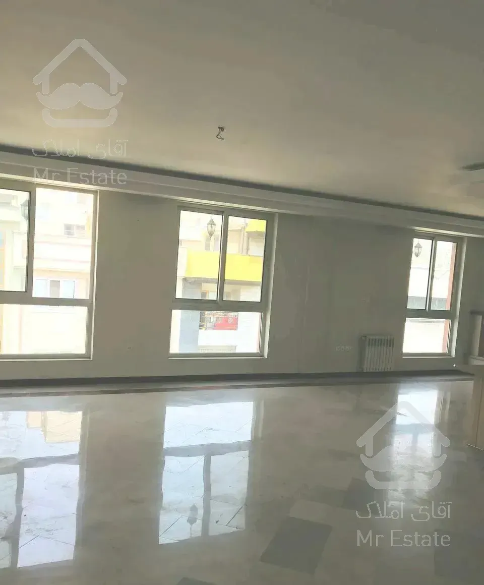 آپارتمان ۱۳۰ متر ۳ خواب *اُزگل*