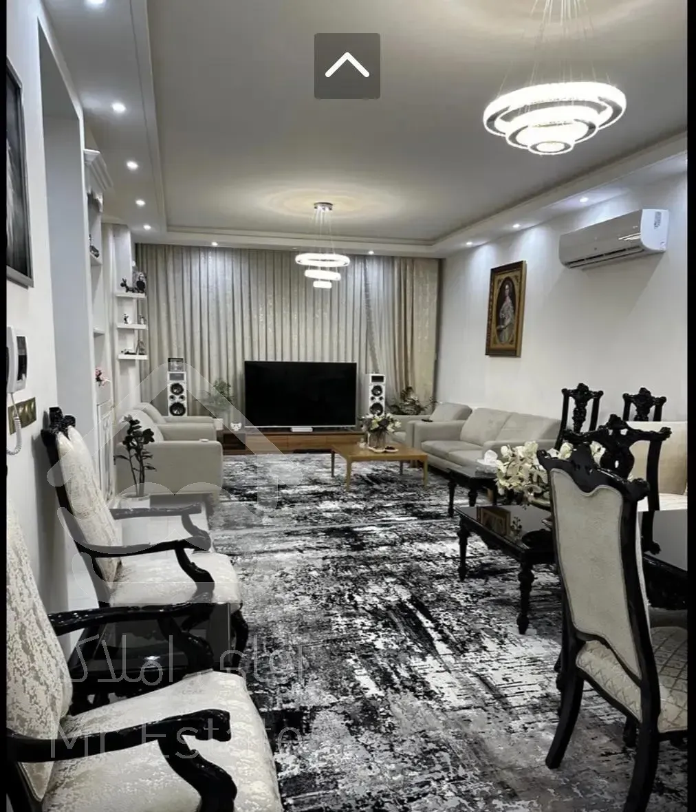 یک واحد اپارتمان ۱۵۰ روبه روی موجهای خروشان