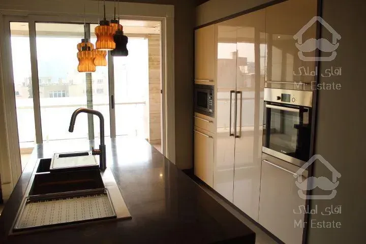 خرید آپارتمان 232 متری فرمانیه