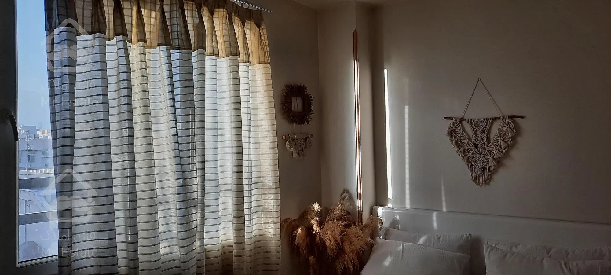 ۵۴متـــر ی تکـــواحدی طبقــه اول ۱٠متــر پاسیــو اختصاصـی