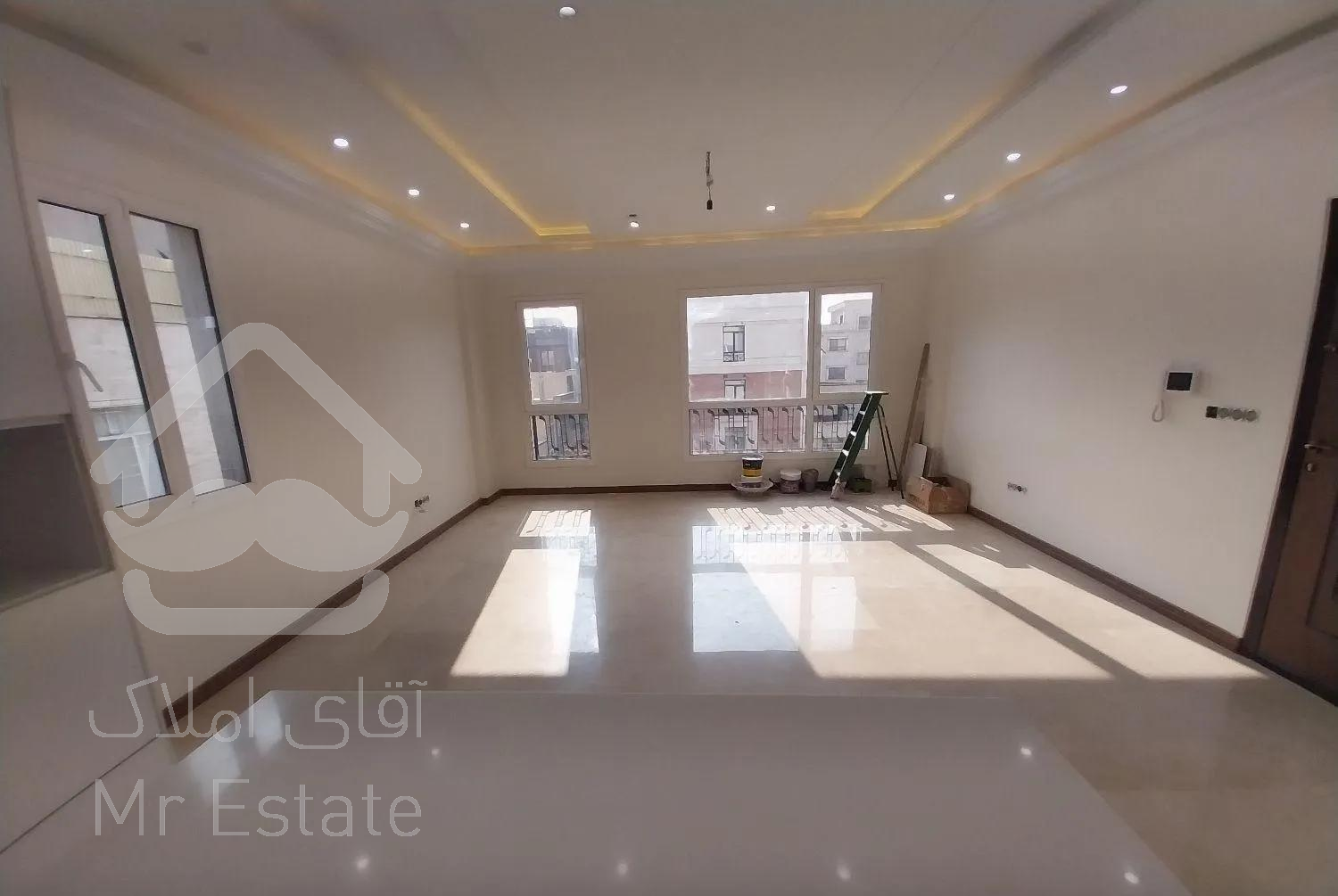 نیاوران 95 متر 2 خواب تکواحدی دو جهت نورمستقیم