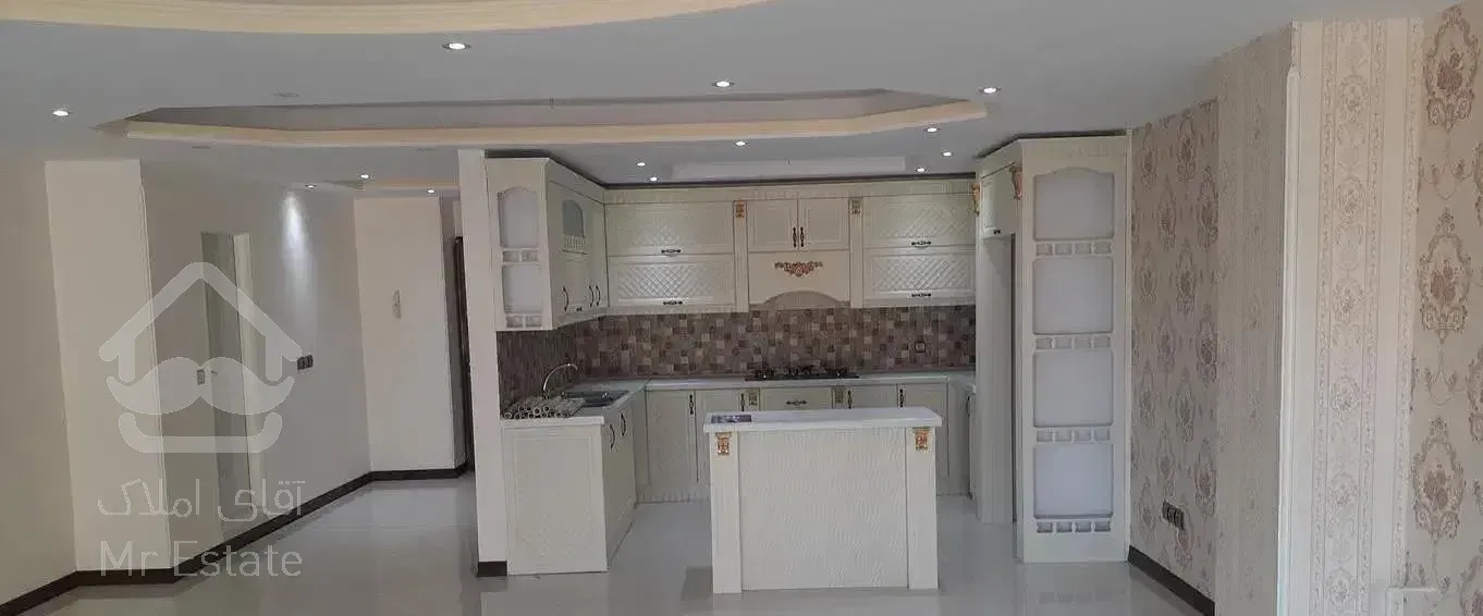 آپارتمان ۱۹۰مترصفر/برند لوکس/۳خواب